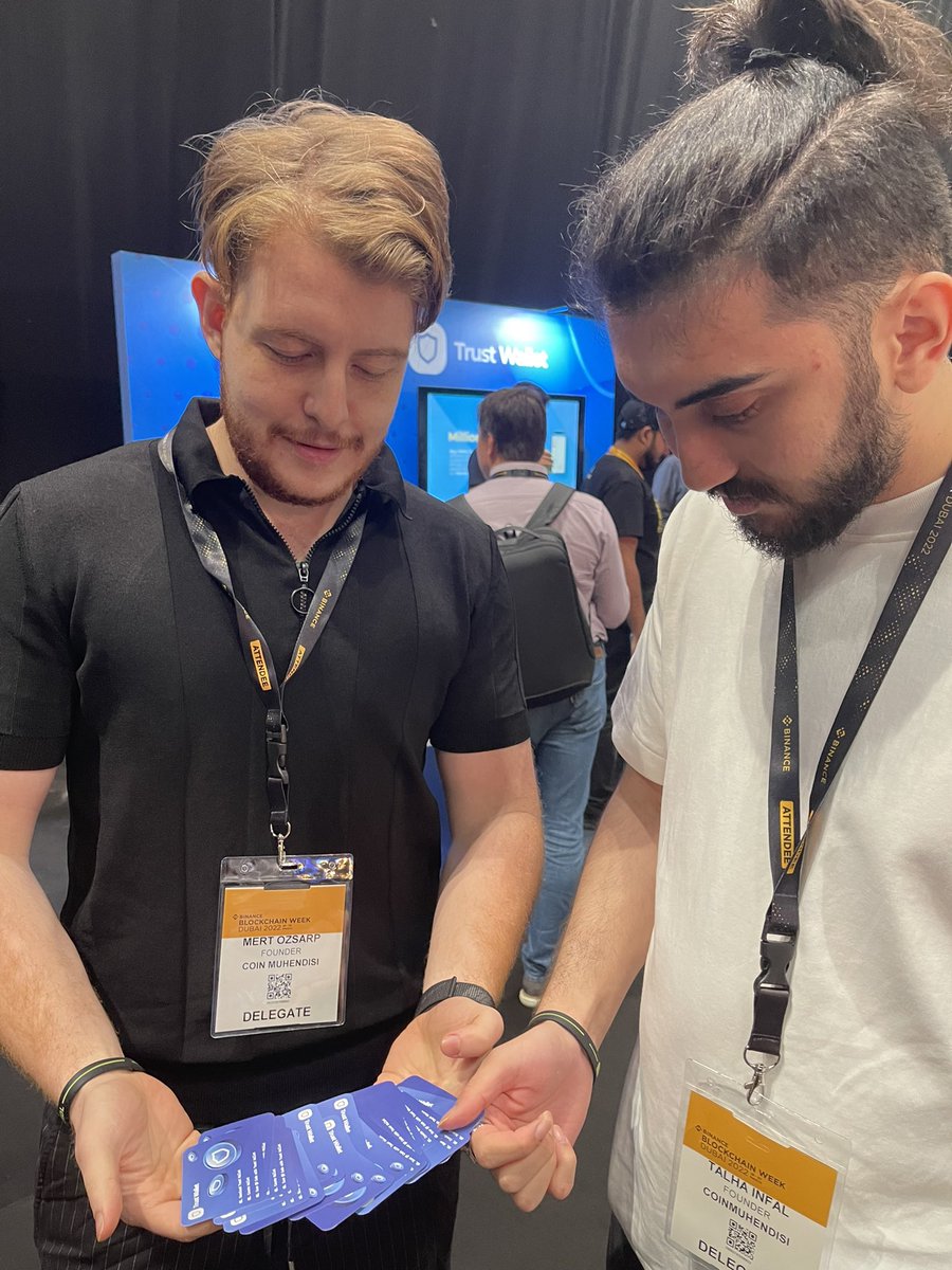 Dubai’den selamlar. Görselde ki QR kodu ilk okutan takipçimiz 10 TWT (13$) Kazanacak.  

AYRICA BU TWEETİ BEĞENİP, RETWEET EDEN 20 TAKİPÇİMİZE DE BU AKŞAM 22:00 DA YAPACAĞIMIZ ÇEKİLİŞLE ELİMİZDEKİ 10 TWT Kartvizitlerinden Hediye edeceğiz. #BinanceBlockchainWeek $TWT #Trustwallet