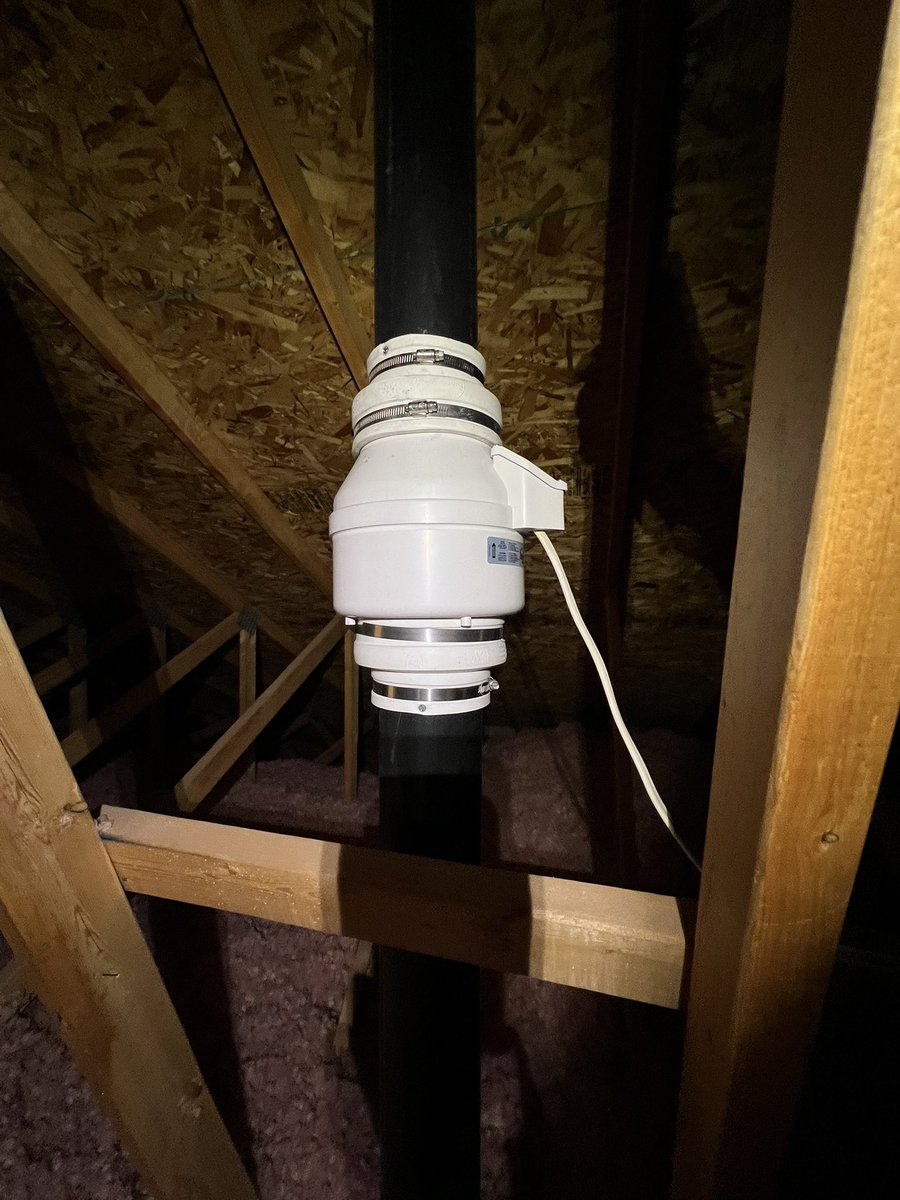 MCSBuild's tweet image. Replacing #radon mitigation system in #residential #attic #house 🏡 #radonmitigation #system #broomfieldcolorado