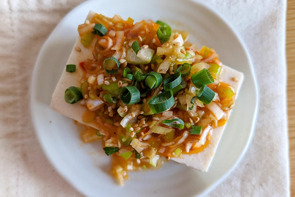 混ぜて、かければ出来上がり？！簡単なのにとっても美味しそうな「お豆腐」レシピ！