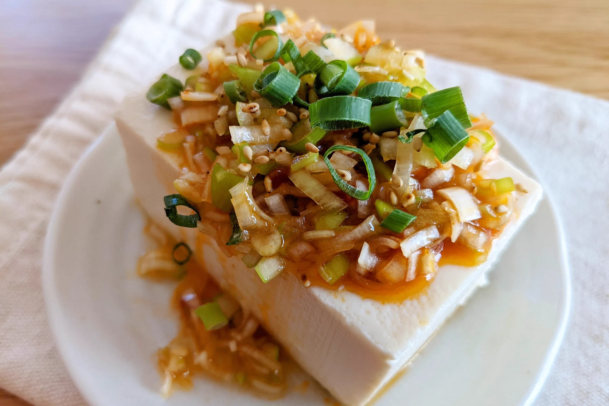 混ぜて、かければ出来上がり？！簡単なのにとっても美味しそうな「お豆腐」レシピ！