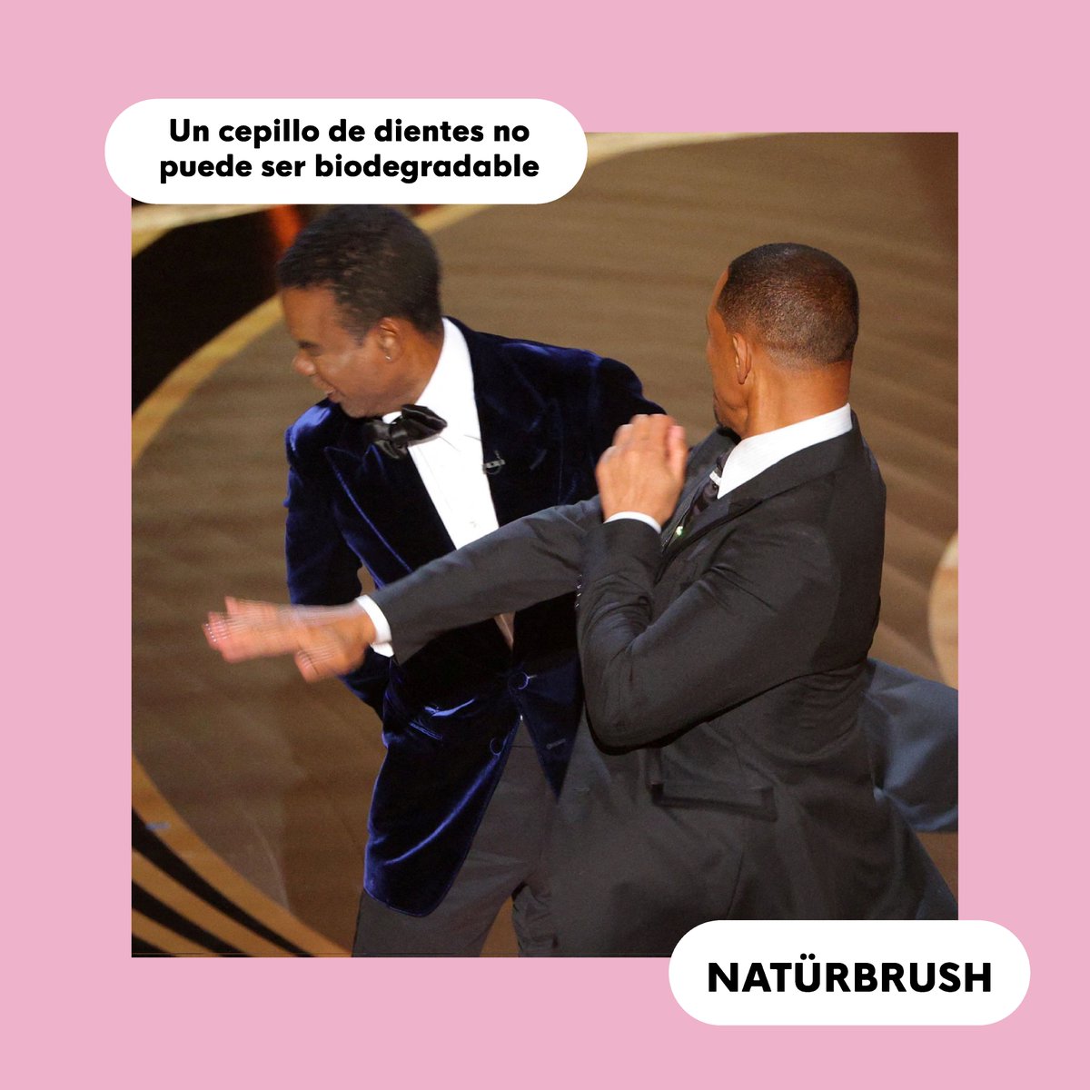 Hemos hecho nuestra versión del actual meme de <a href="/willsmith/">Will Smith</a> !!
Muchas veces recibimos estos comentarios y sí nuestro cepillo return es biodegradable y la cosmética vegana si existe!!!! 🤩 #vegan #Oscars2022 #WillAndChris #naturbrush