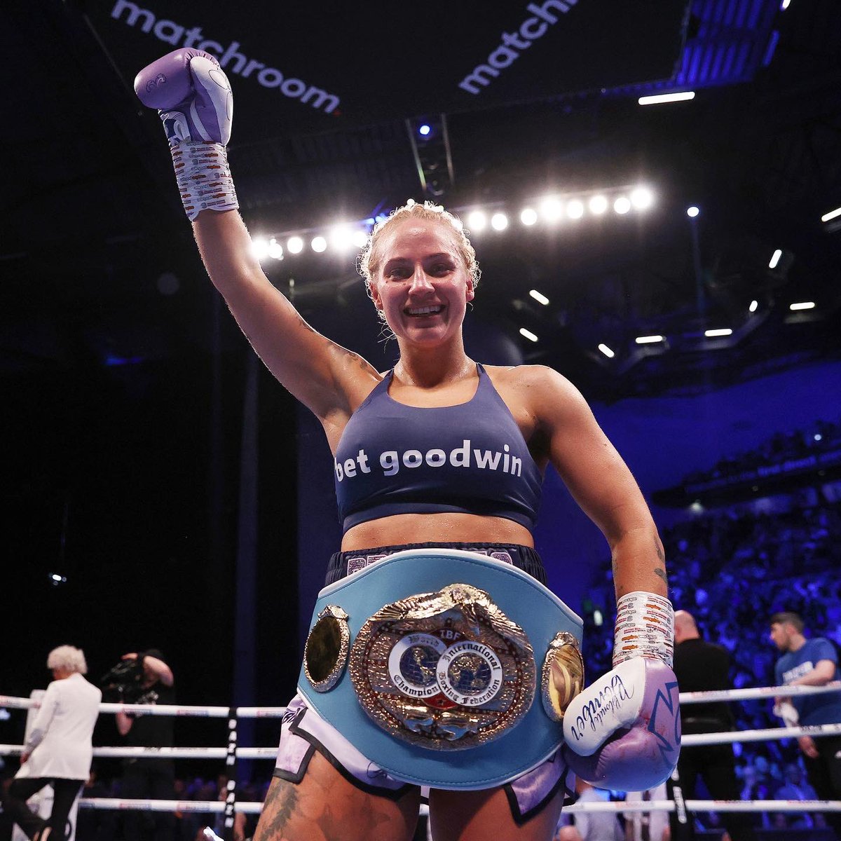 Blonde Bomber 🥊💁🏼‍♀️ tweet media