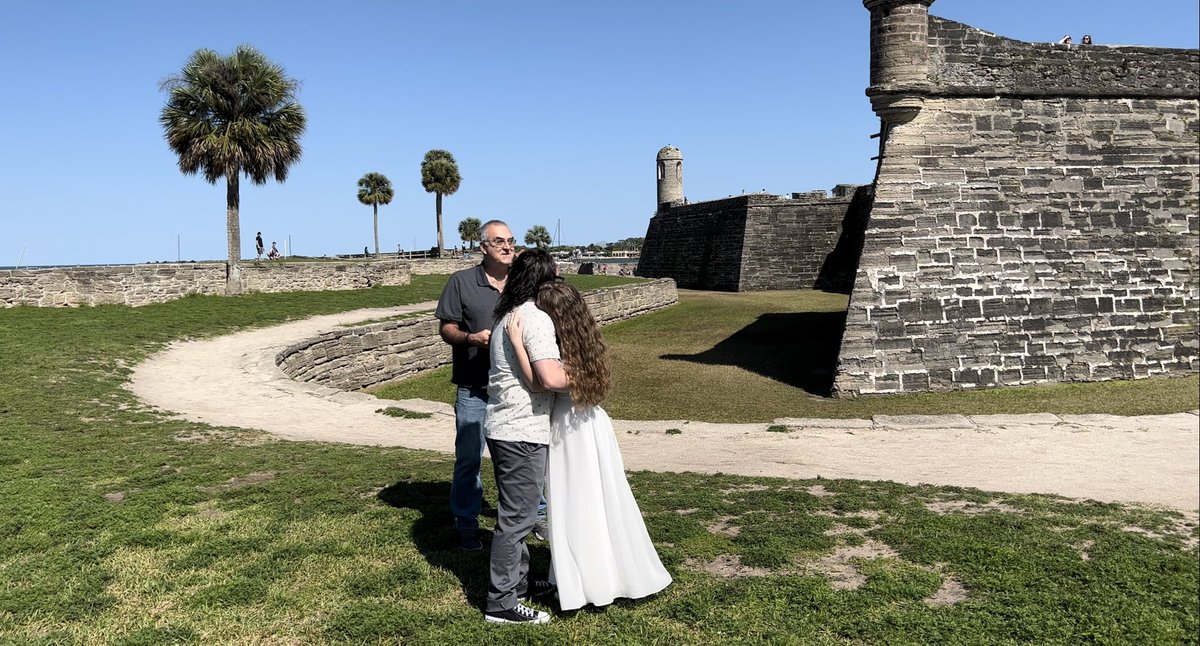 HyperPixieGames's tweet image. I married the love of my life yesterday, and I couldn’t be happier! I love you @bronsolo22 ❤️