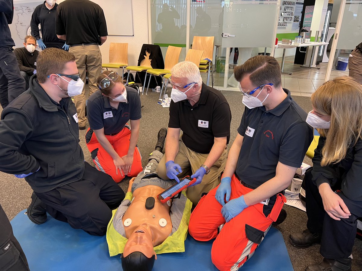 Michael D. Herbert (@biggermanmike) on Twitter photo Do you know how serious the doctors from <a href="/ResuscAcademy/">ResuscitationAcademy</a> take #HPCPR? Here is Dr Kudenchuk, electrophysiologist extraordinaire, coaching the Kiel Fire Dept as a pod coach at the <a href="/UKSH_KI_HL/">Universitätsklinikum Schleswig-Holstein</a> #RAD. Could you imagine getting pointers on #CPR from the guy that writes the books? 💪 🙌 Do you know how serious the doctors from <a href="/ResuscAcademy/">ResuscitationAcademy</a> take #HPCPR? Here is Dr Kudenchuk, electrophysiologist extraordinaire, coaching the Kiel Fire Dept as a pod coach at the <a href="/UKSH_KI_HL/">Universitätsklinikum Schleswig-Holstein</a> #RAD. Could you imagine getting pointers on #CPR from the guy that writes the books? 💪 🙌