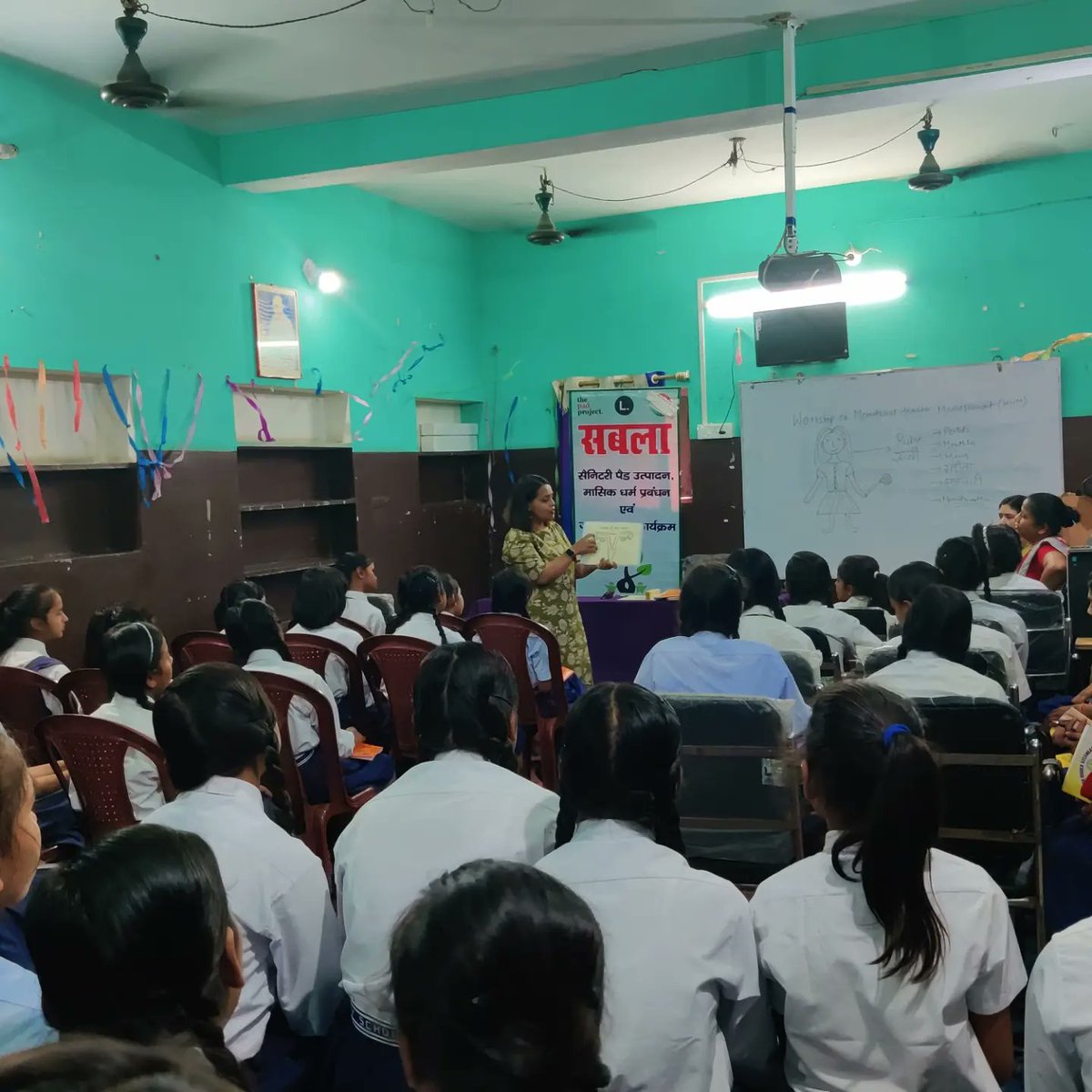 Sabla2020's tweet photo. #SumArth conducted workshop under the program #SABLA on Menstrual Health Management for adolescent girls. Here are some glimpse of the first session of the workshop.
#gaya #periods🩸#menstruationmatters  #humnahichupayenge @smritiirani @narendramodi @PMOIndia @NitishKumar https://t.co/Wx3yhBjJh1