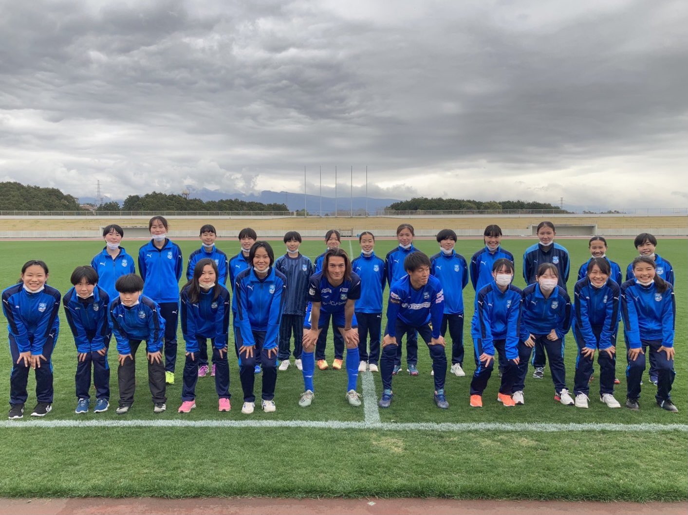 アスルクラロ沼津 公式 No Twitter 3月27日 日 Fc岐阜戦 Penaltyスペシャルデー 昨日の試合のボールパーソンは アスルクラロ沼津ガールズｕ１５のみんなが力を貸してくれました みんな ありがとう アスルクラロ沼津 全力 T Co