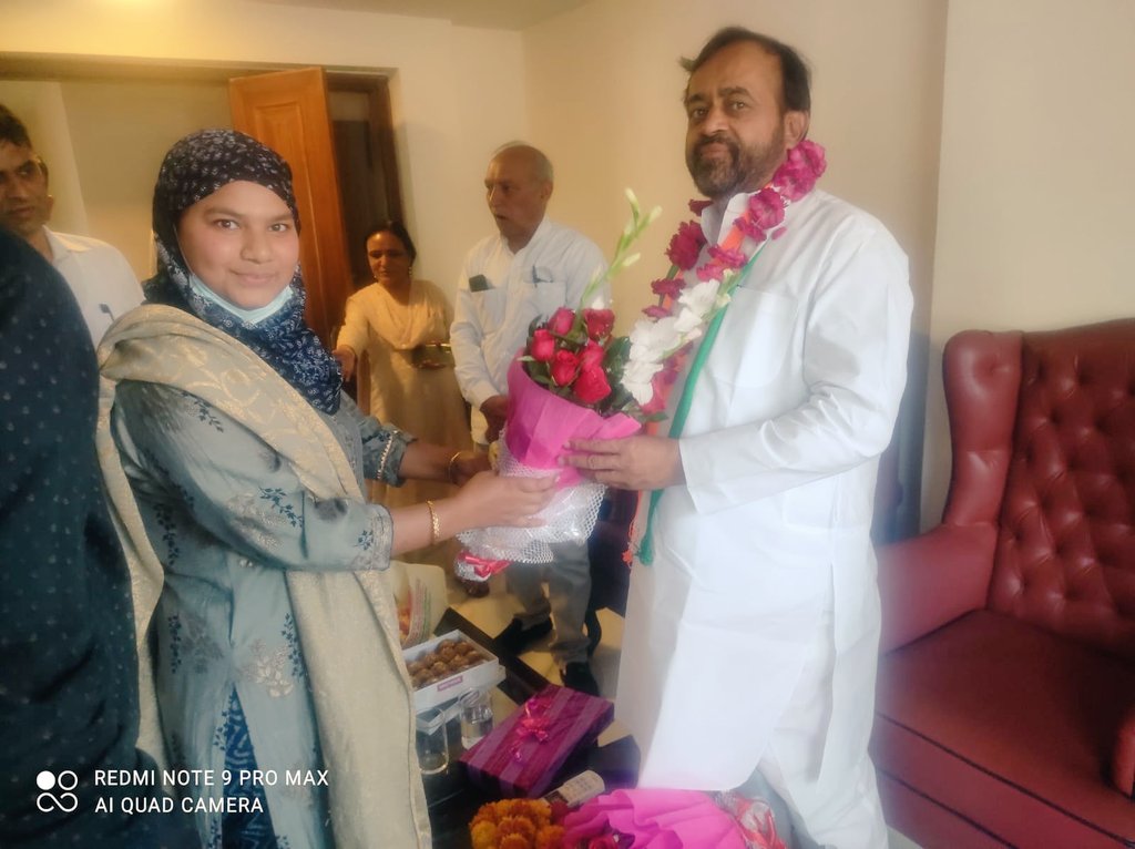 SanyamLodha66's tweet photo. #जयपुर निवास पर आगंतुकों से मुलाकात।

#Jaipur

@ashokgehlot51 @ajaymaken https://t.co/m5Huz0qgxp