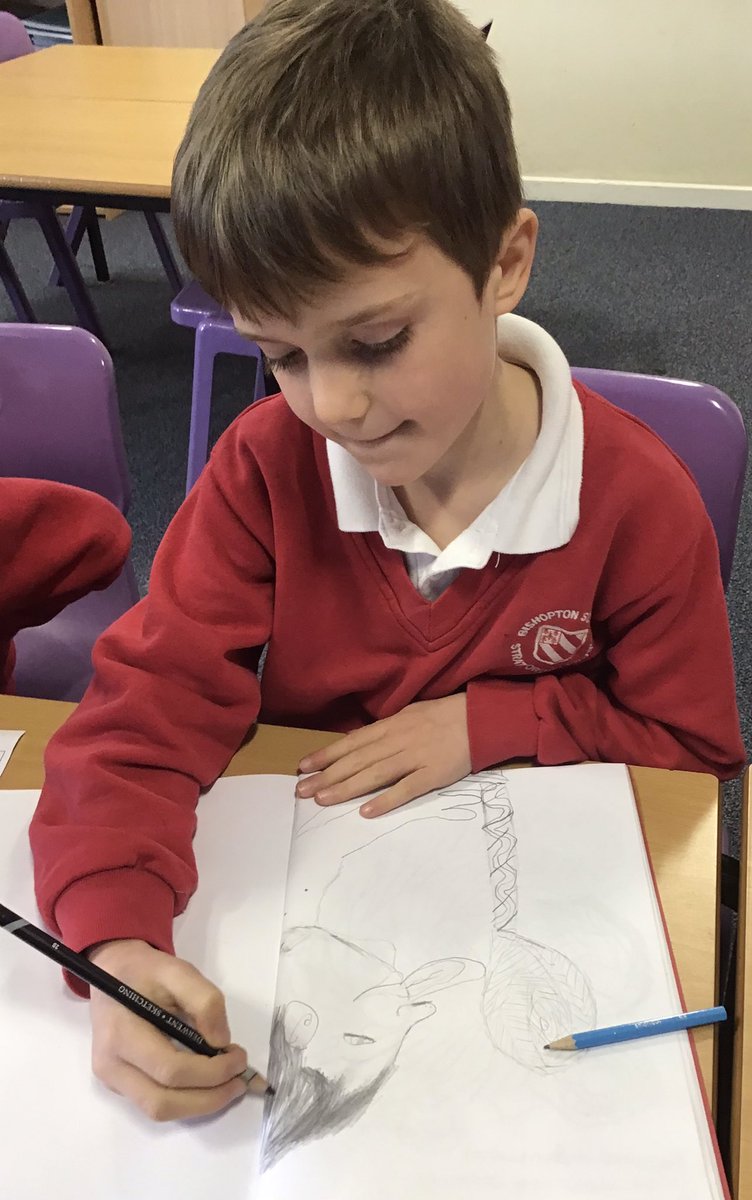 bishoptonprim's tweet photo. Adding different lines, patterns and shades to our sketches. #bishoptonmural #bishoptonyear3 #bishoptonart https://t.co/fAzPRm6aiz