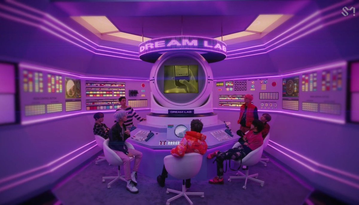 0904hauls's tweet photo. HELLO I HAVE A THEORY ON THE GLITCH MODE MV !!!

so at the start, we see nct dream (green ver) at the store. we then zoom in on the cctv and it takes us to (pink ver) nct dream. it shows us a screen with green mark on his phone. pink mark presses the "mode control" ++ https://t.co/LmSv1jJqah