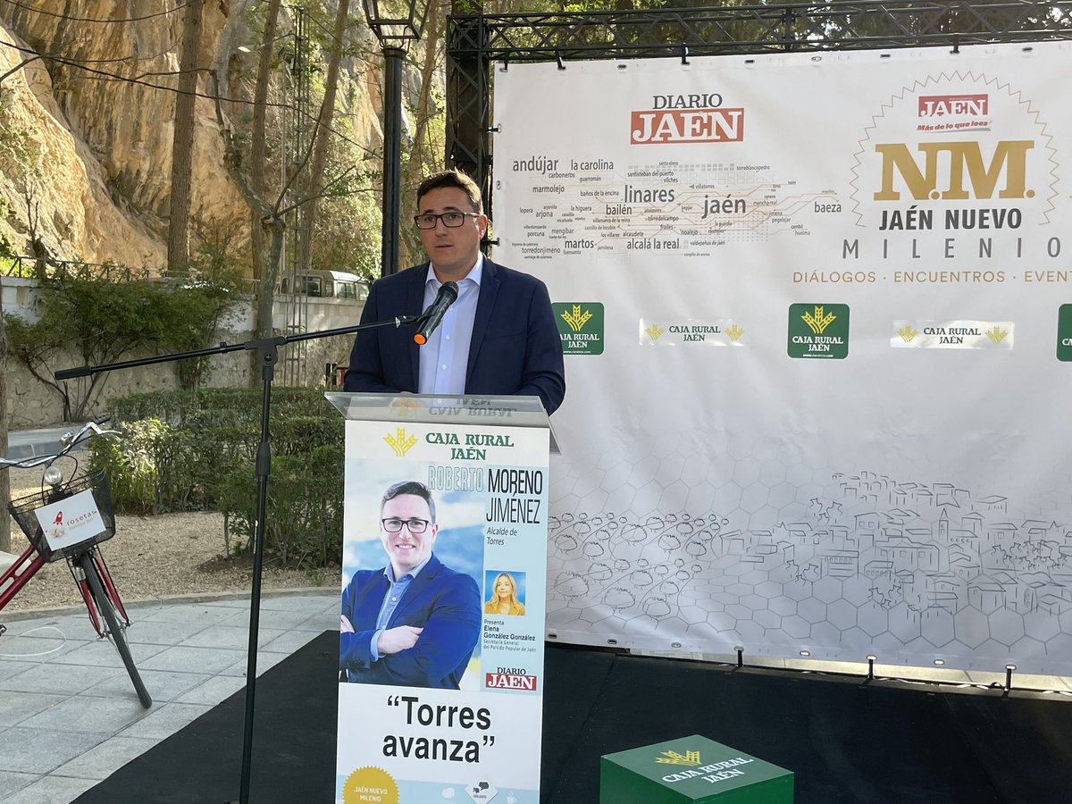 Concibo la política desde una visión colectiva. La gente lo que quiere es convivir y que los políticos solucionemos sus problemas y no se los creemos.

🗣 <a href="/robertomj_/">Roberto Moreno</a> 
#TorresAvanza