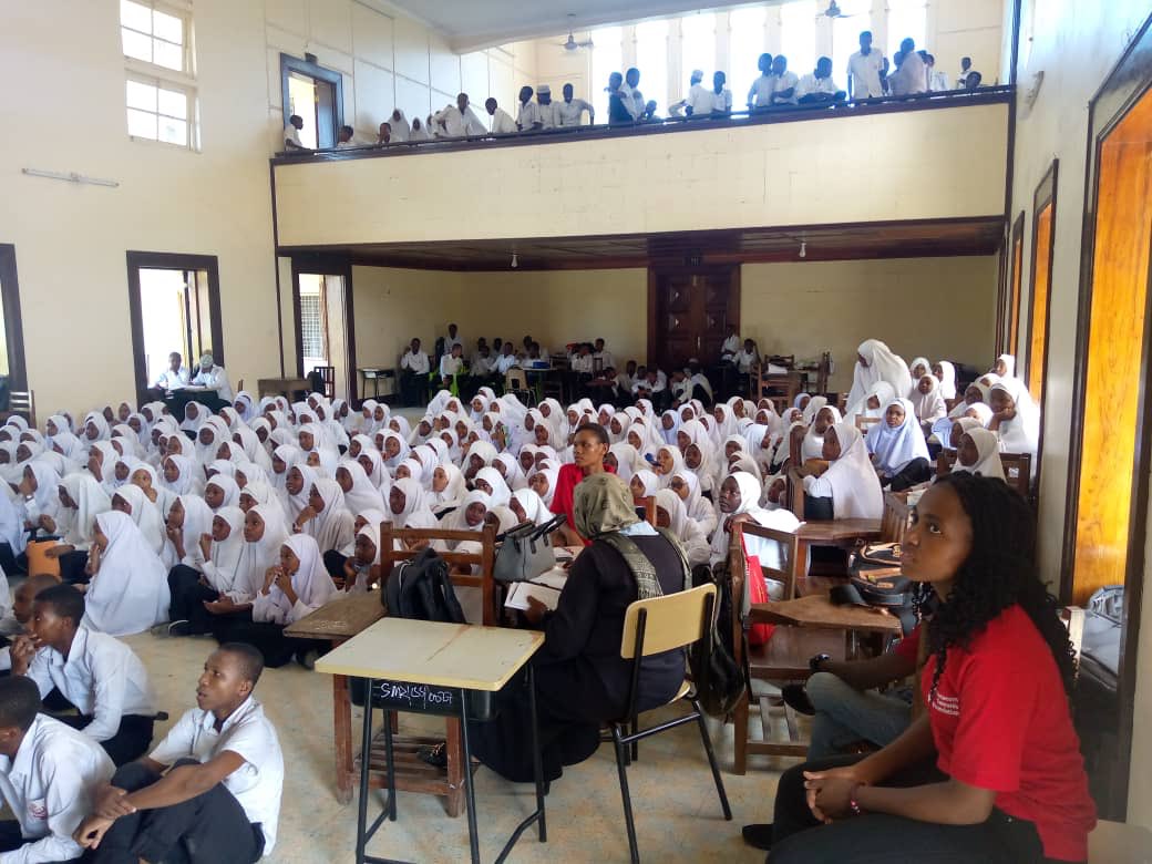 ystanzania's tweet photo. Great excitement in our #YSTSchools Students and teachers learning about E-Fahamu @vodacomtzfound @VodacomTanzania https://t.co/lSpgk8n5eq