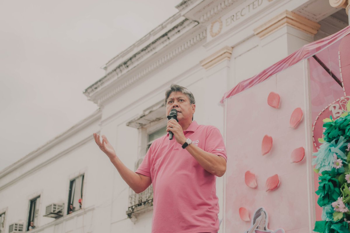 riclimebron's tweet image. Kiko is not a choice. Kiko is a must.

#SamarIsPink 
#KulayRosasAngBukas 
#LeniKiko2022 
#LeniKikoAllTheWay