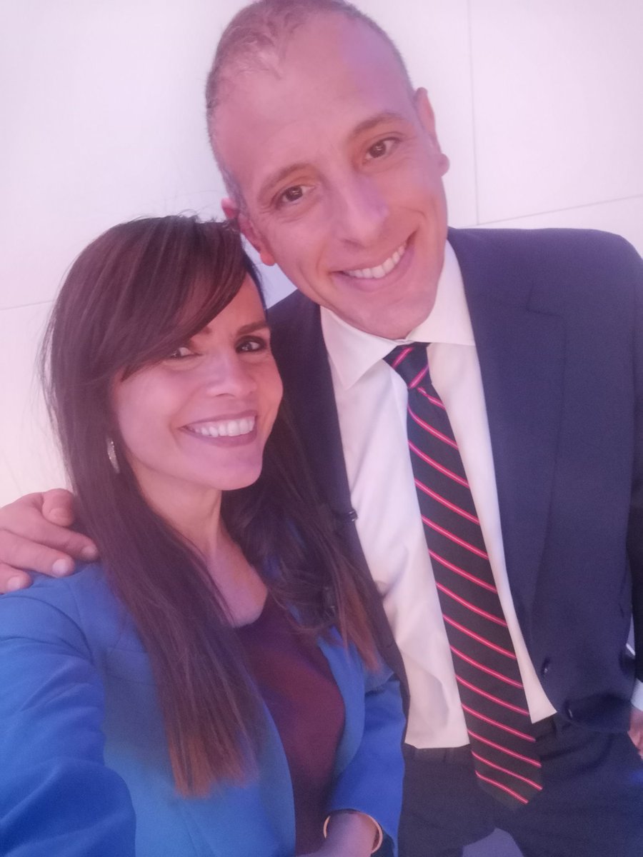 MariangelaPira's tweet photo. Tornato sano e salvo
(così vi rispondo, con una foto!)

Jacopo Arbarello nostro
@arbarello https://t.co/kHF93XTfAK