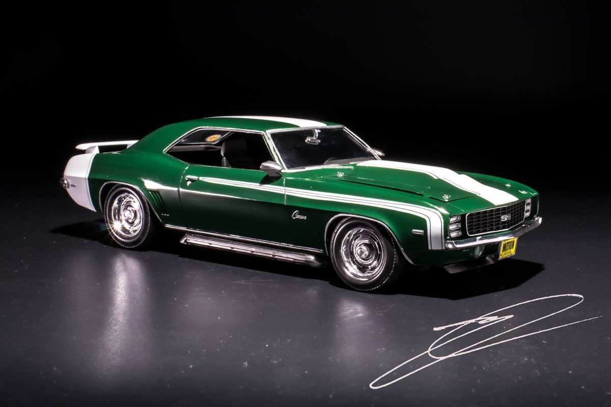ZMSCModellWorks's tweet photo. First in the series of #modified #classiccars starting with the #bladwinmotion #1969 #chevy #camaro.

#scalemodlersworldwide 
#scalemodels
#scalemodelphotography 
#notatoy https://t.co/iXdWthu6C7