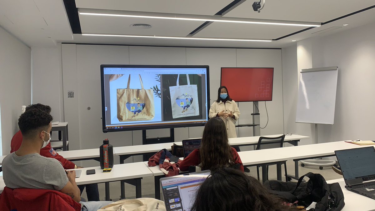 El resto de participantes presentan sus proyectos de la Acción <a href="/Timberland/">Timberland</a> / UEC. <a href="/GrupoNumero1/">Grupo Número 1</a> 

#SoyUECanarias