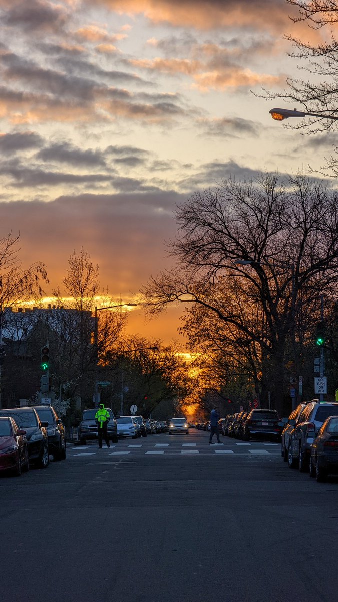 aTolchinPhoto's tweet photo. gm from Washington, DC https://t.co/qxQykJMIvt