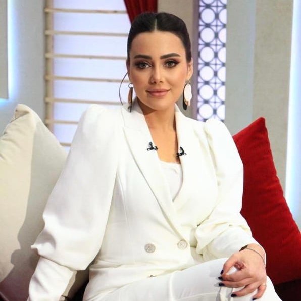 #بوابة_الوفد| الإعلامية #بثينة_توكل تخطف الأضواء ببرنامج "أهلا بالستات" وتقدم قضايا الأسرة بشكل عصري
alwafd.news/article/4216007