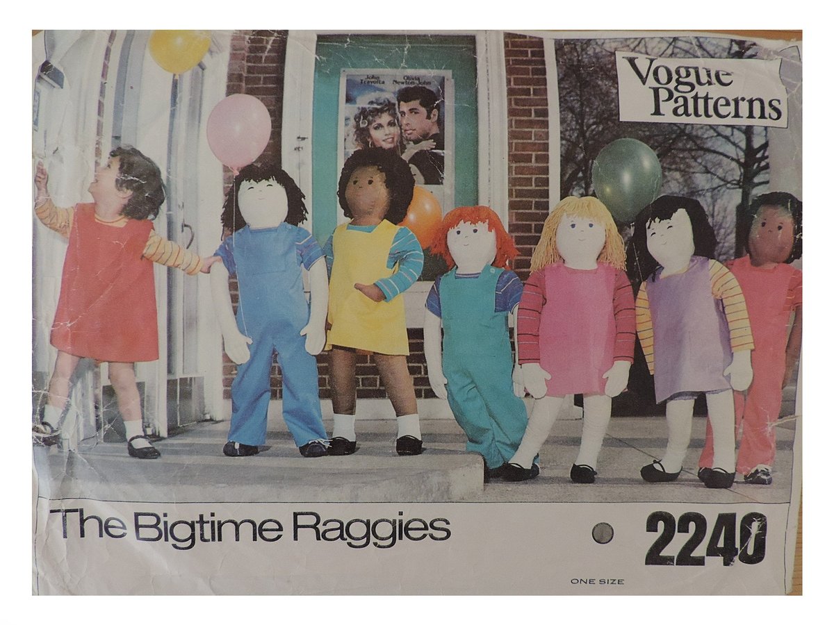 OfWearable's tweet photo. Excited to share the latest addition to my #etsy shop: 70s Sewing Pattern, Big Time Raggies, Life Size Rag Doll &amp; Clothes, Toy or Shop Display, Vogue 2240 https://t.co/IqhVei2fwI #sewing #70ssewingpattern #bigtimeraggies #lifesizedoll #voguedollpattern #dollclothespatt https://t.co/kYZCPcgW4l
