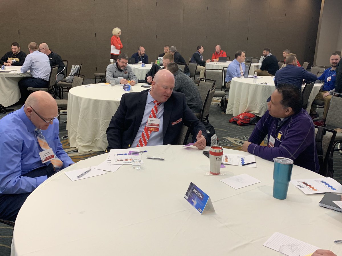 Putting the learning into practice! 30 Second Feedback and Craft Conversations. #MOSC22 <a href="/MOASSP/">MoASSP</a> <a href="/jschuler2/">John Schuler, Ed.D.</a> <a href="/Lrpsrp/">Lynn proctor</a> <a href="/ElizabethSavidg/">Beth Savidge</a> <a href="/JonSchultzFHHS/">JonSchultz</a> <a href="/DeeJay_Sully/">jeff sullivan</a> <a href="/JoveStickel/">Jove Stickel ED.S.</a> <a href="/StLouisRPDC/">St. Louis RPDC</a>