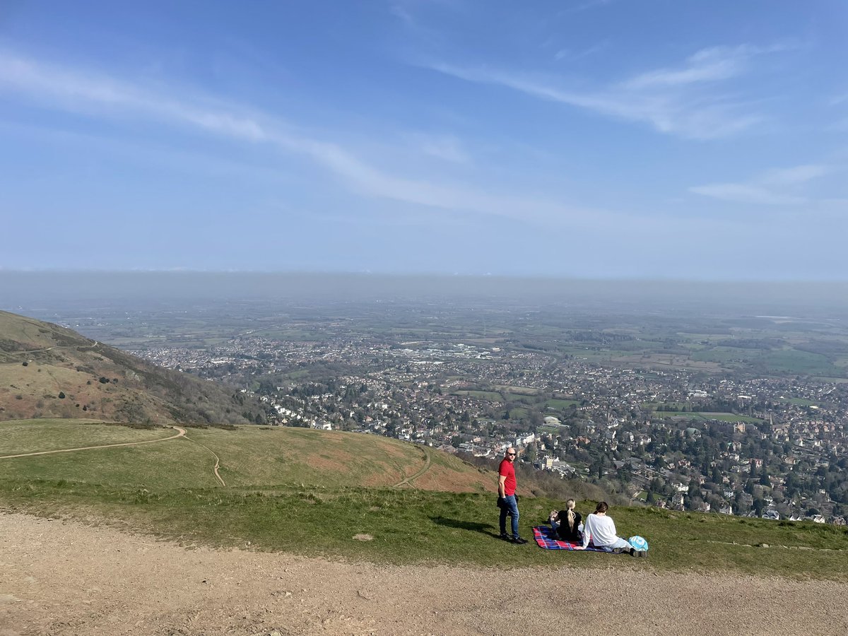 BritainsHigh's tweet photo. 24/47 Worcestershire Beacon, Worcestershire, 425m #steep #walking #getoutside https://t.co/oJUK31sbVI