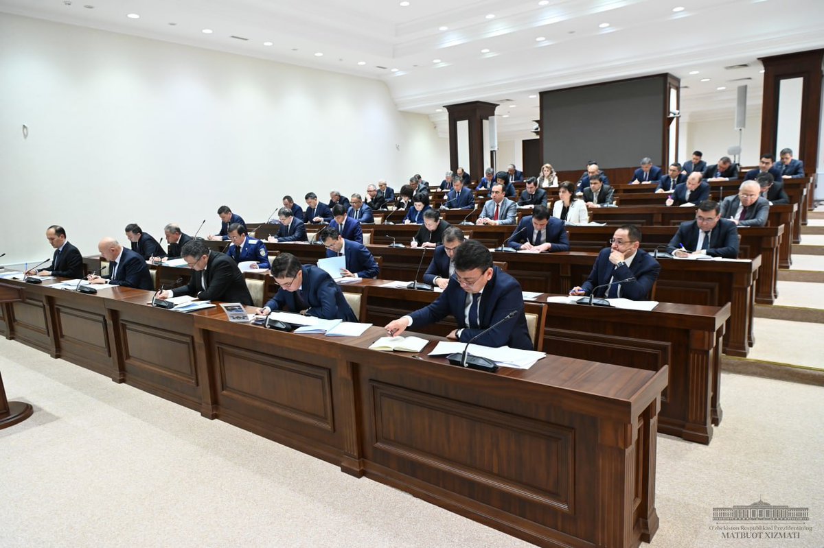 president_uz's tweet photo. A videoconference on healthcare issues took place. It reviewed the progress in fulfilling the tasks set during an open dialogue with medical workers on March 18.
#Mirziyoyev #healthcare #tasks_fulfillment
#open_dialogue https://t.co/pGGM0K2uJE