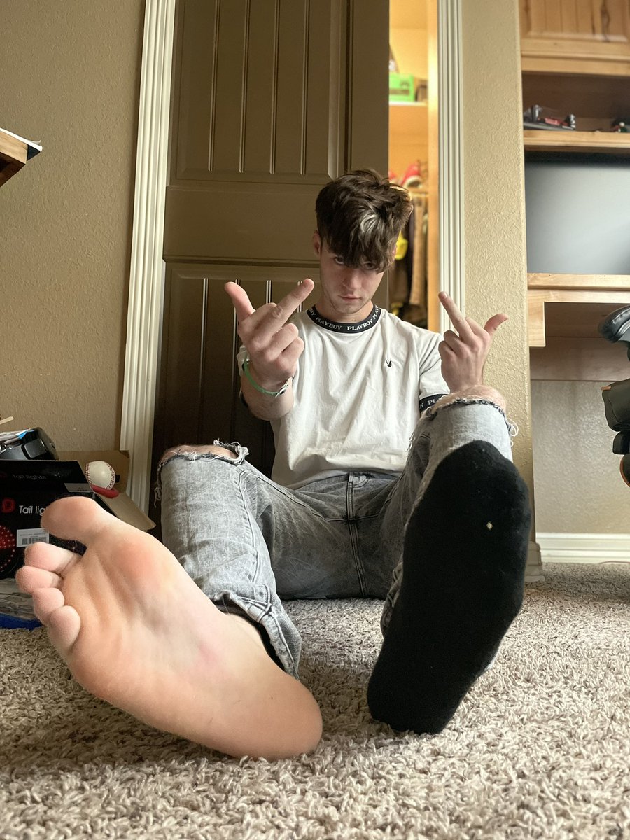 masterscottie's tweet image. Good morning pigs, let’s make today a good day, and come enjoy some alpha content. @StidwillBrett @MASTER_UPDATES @RT4Masters @FOOTMASTERSRT @BestFootMasters @18_fitness_boys @alphamaleworld1  @obedientgaysub @CuteHotBoys @HotGuys1010 @mad4muscle @academyoffags2 #cashmaster