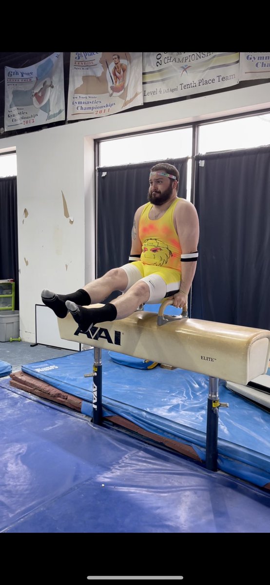 BrineHairz's tweet photo. Sneak Preview of my 2022 Fantasy football punishment🙃
Full video coming soon 😎 🤸‍♂️ 🤸 https://t.co/EVuCu2piuN