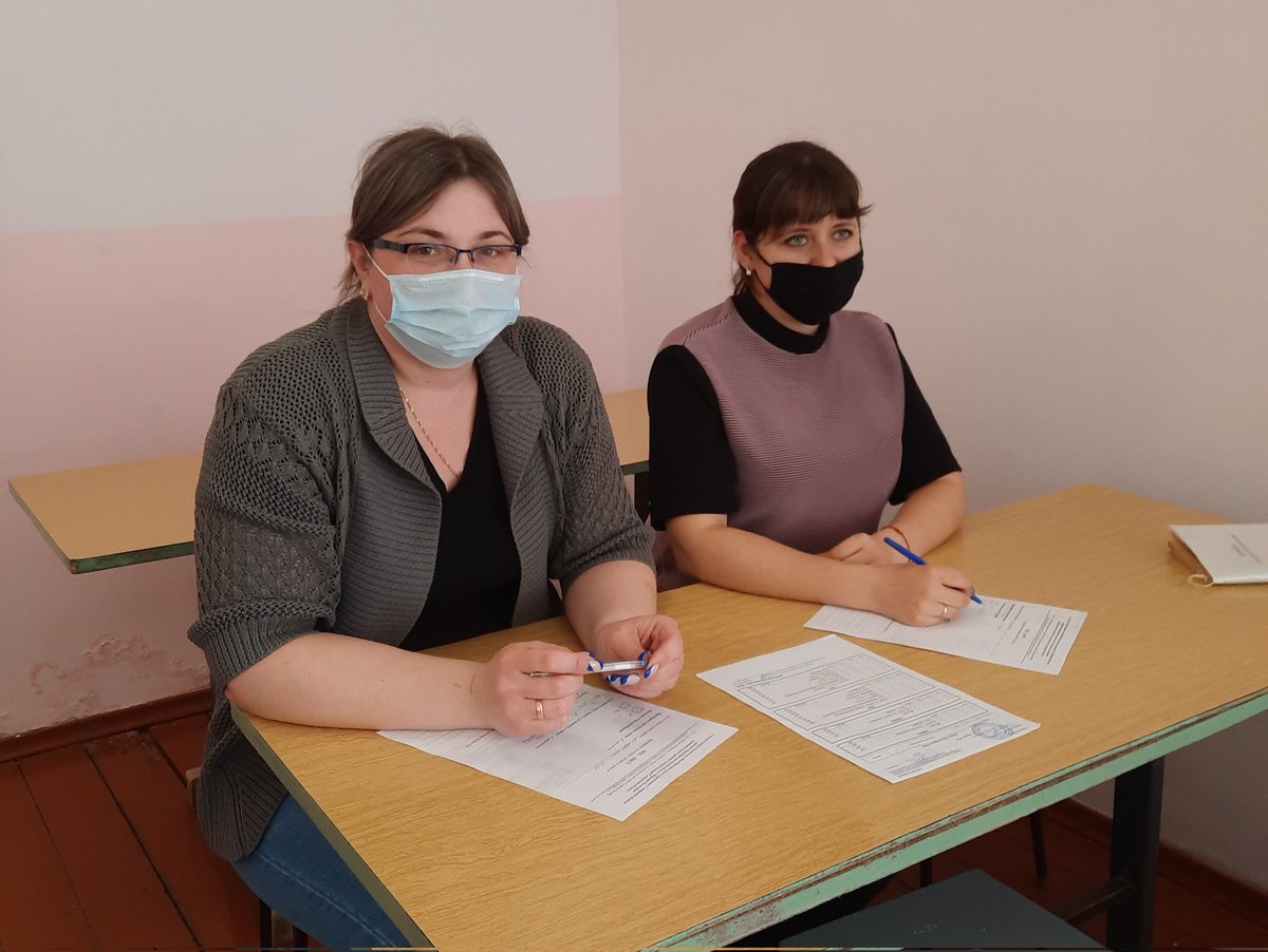 Столовую ГБОУ СОШ с. В.Белозерки посетили представители родительской общественности с целью контроля организации горячего питания обучающихся.
