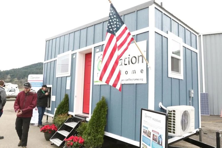 OpTinyHome's tweet photo. Thank you, Carisa Cegavske and Michael Sullivan at @nrtoday for joining us at our Gifting Ceremony and sharing this story. Click here to read the article: https://t.co/fLfxa1efho
#OperationTinyHome #Pack22
@Weyerhaeuser https://t.co/w9LdzEFOjS