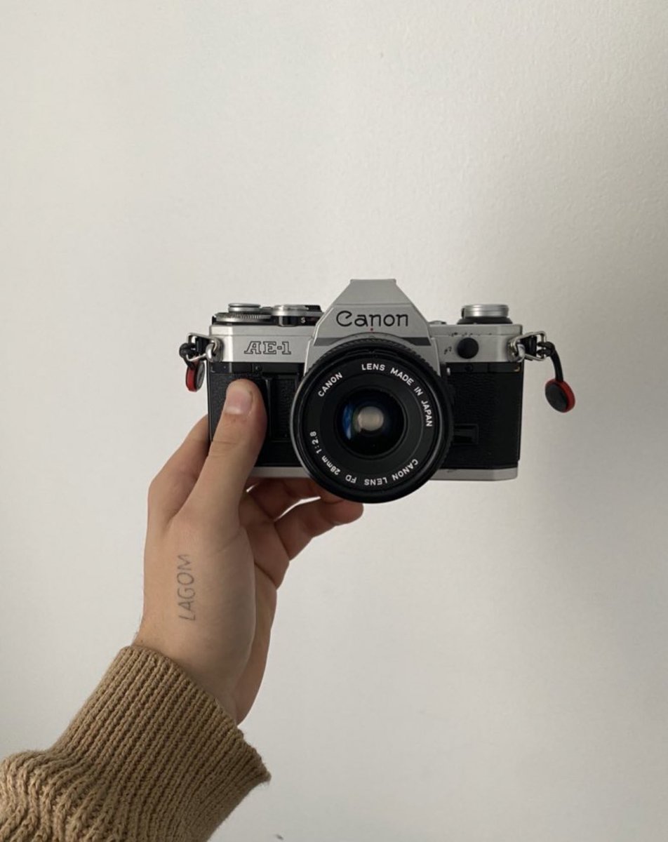 jakob_lr's tweet photo. the camera.                        the shots. https://t.co/5kKjDX0emr