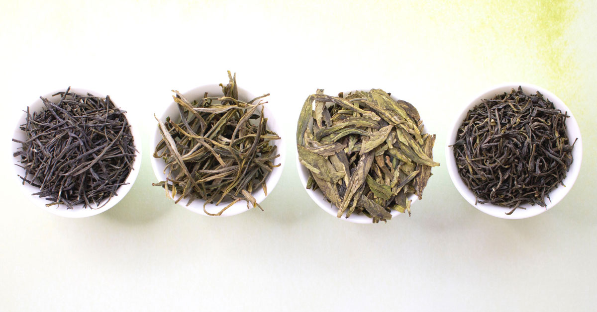 TeaSource's tweet image. Green tea has many variations, but the universal characteristic of green tea is that it is “fired” right away to prevent oxidation. bit.ly/3IQA5nQ 

#greentea #teatypes #teageek #tealife