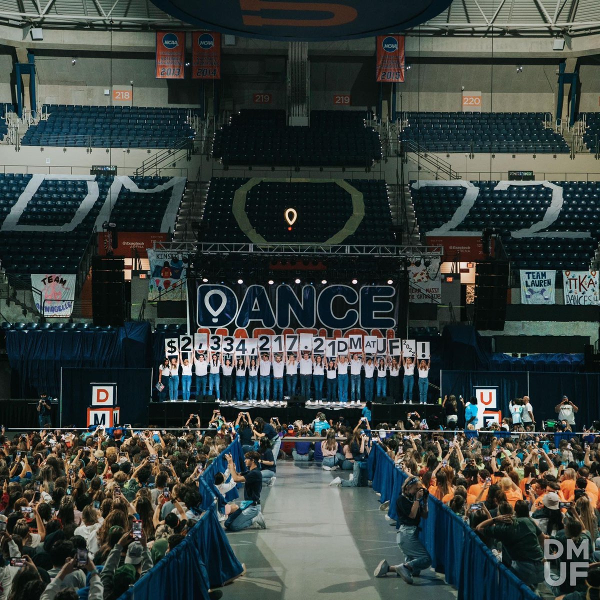 $2,334,217.21 choices made by Dance Marathon at UF 2022 ❤️

Photo By: Lauren B.