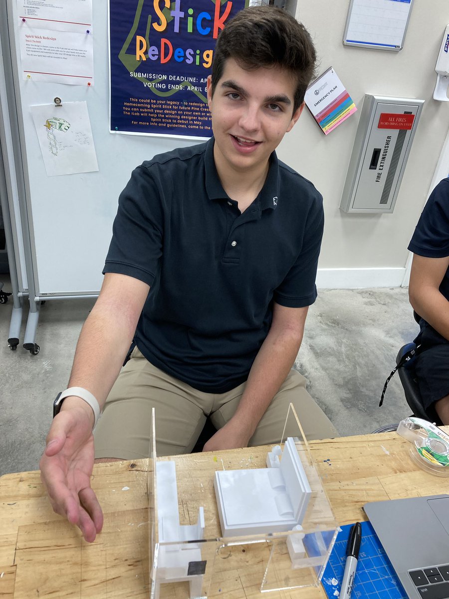 PineCrestSTEM's tweet image. Architectural design happening with Digital Art in the #pcilab #pcvisualarts #pcupperschool. Combining custom 3d prints with laser cut designs, fabric and paint to create their own interior designs.