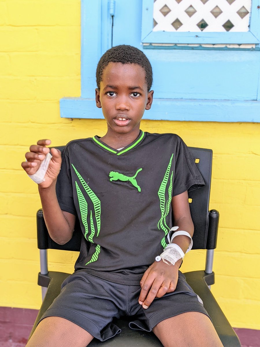 Had an amazing experience working with some fabulous nurses and doctors in Bustamante Children's Hospital and <a href="/ChainofHopeUK/">Chain of Hope UK</a> the patients have been delightful and I will treasure these wonderful moments. <a href="/drzaf_pic/">Zaf</a> <a href="/sueburly/">Sue Burlton 🇺🇦🕊🎗</a> <a href="/MorrisonRacha/">Rachael Morrison (She/her)</a> @PICU_BCH