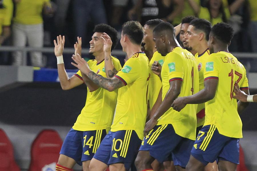 SoyNuevaPrensa's tweet photo. #Colombia #Llegó a Puerto Ordaz para #Ganar y #Meterse en la #Repesca - https://t.co/yM0MRXLcjh
#SoyNuevaPrensa #Llegó #PuertoOrdaz #Deportes #Fútbol https://t.co/BWalIe1a7s