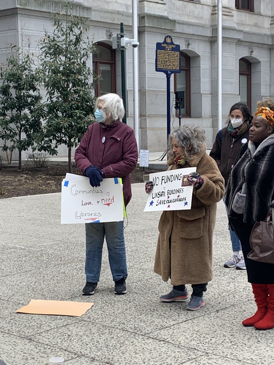 CouncilmemberJG's tweet photo. It’s not a coincidence that we keep cutting budgets for the things that keep our kids safe in the first place—like the Free Library, Parks, arts &amp; culture—and that we’re seeing a spike in gun violence at the same time.

That’s why we need fully funded libraries here in Philly! https://t.co/XbFC2Rof6I