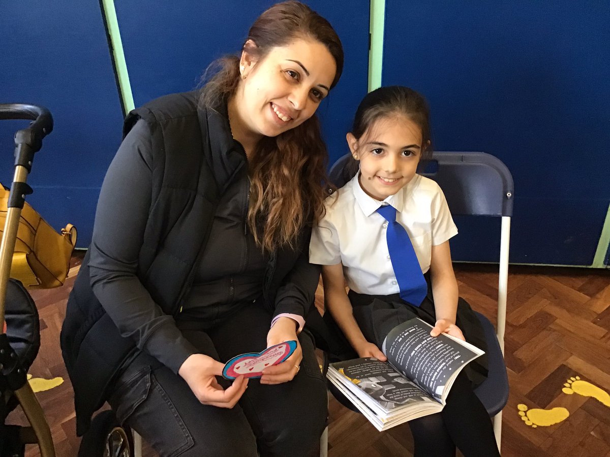AbbeyPrimary's tweet photo. #4JB love reading. We enjoyed reading with our families after our Assembly this afternoon. #reading #lovetheabbey https://t.co/yNhcRtAggn