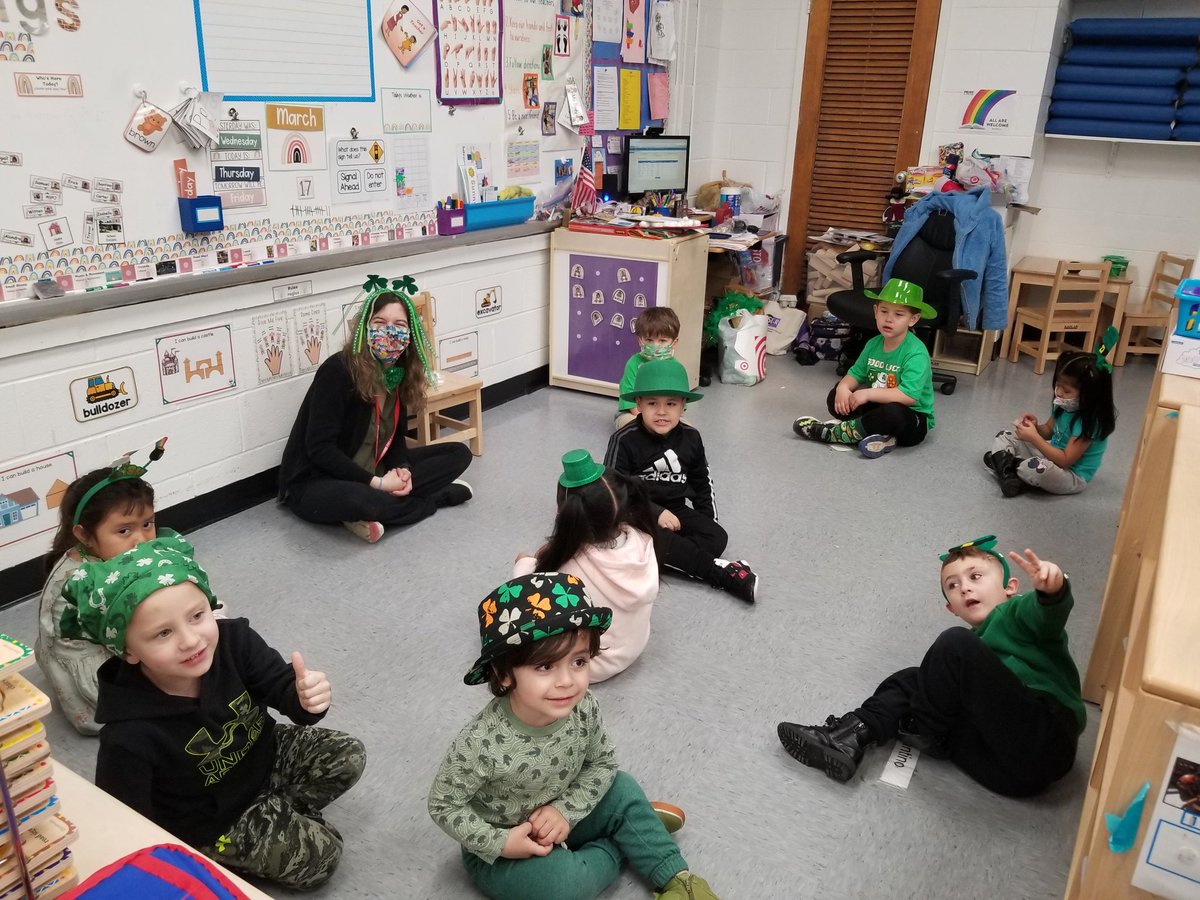 MrsHerrellPreK's tweet photo. This month we also celebrated St. Patrick's Day! 🍀 We created leprechaun traps and went on a rainbow scavenger hunt! 🌈 The leprechaun gave each of us a pot of gold when we caught him! 🍀 @KrisDeFazio @LynnZinser_5 @JenVanderburg https://t.co/QbawLGjaFc