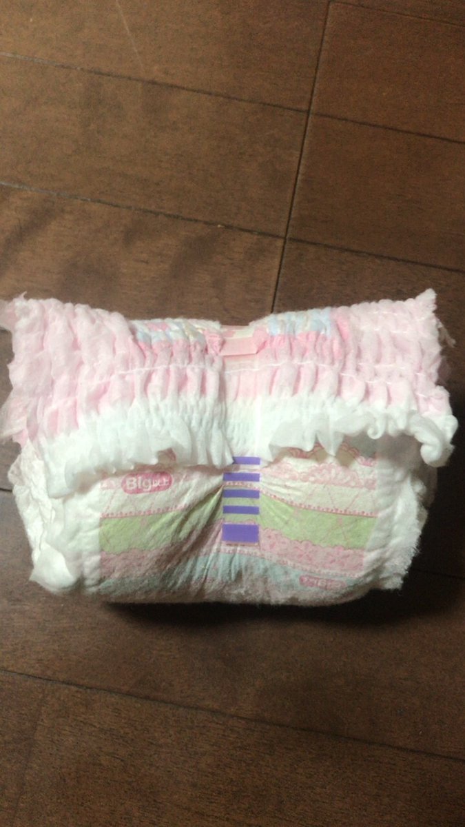 omutu_yun's tweet photo. 今日のおねしょなり✌️
ビタミン剤飲んだから、黄色😣
#おむつ
#オムツ
#オヤスミマン
#おねしょ
#オネショ
#おもらし
#オモラシ
#おむつ男子
#ABDL
#DL
#Diaper
#diaper
#diaperpee
#diaperboy https://t.co/ARYjYP7xQQ