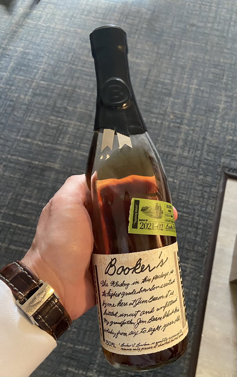 And plentyyyyyyy of the good stuff - Booker’s Bourbon! Rapp’s first drink in the Pentagon with Chairman of the Joint Chiefs General Flood in #TransferOfPower