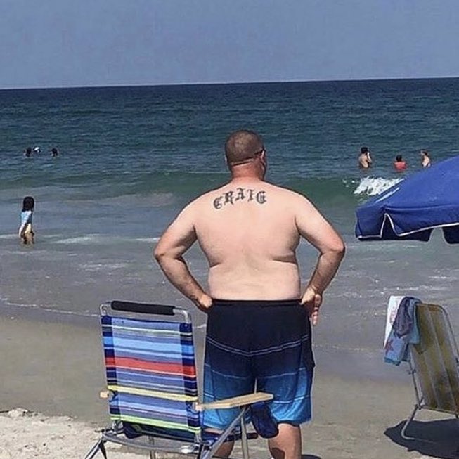 FakeCraigGall's tweet photo. I carry the weight of the world on my shoulders… I’ve decided after 10 years of grinding non stop for an alumni title I deserve a vacation and to let loose. #champ https://t.co/tHElkk7kiY