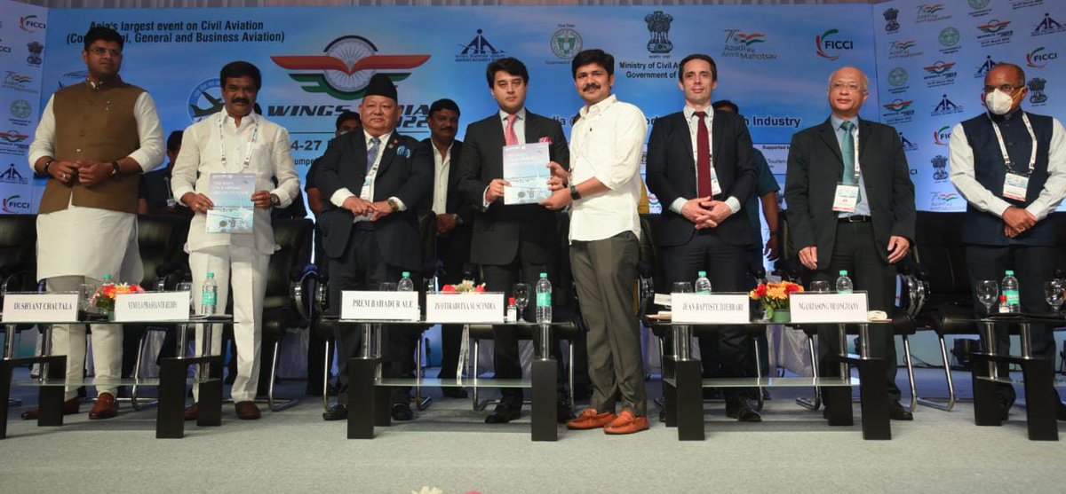 investindia's tweet photo. At the #WingsIndia2022, Dr. Maddila Gurumoorthy, Hon'ble Lok Sabha MP from Tirupati, presented the 'Tirupati: Unleashing MRO Potential' report, authored by team @investindia, to Shri @JM_Scindia, Hon'ble Minister of Civil Aviation, GoI.

#InvestIndia @ushapadhee1996 https://t.co/OwsVsTPZfk