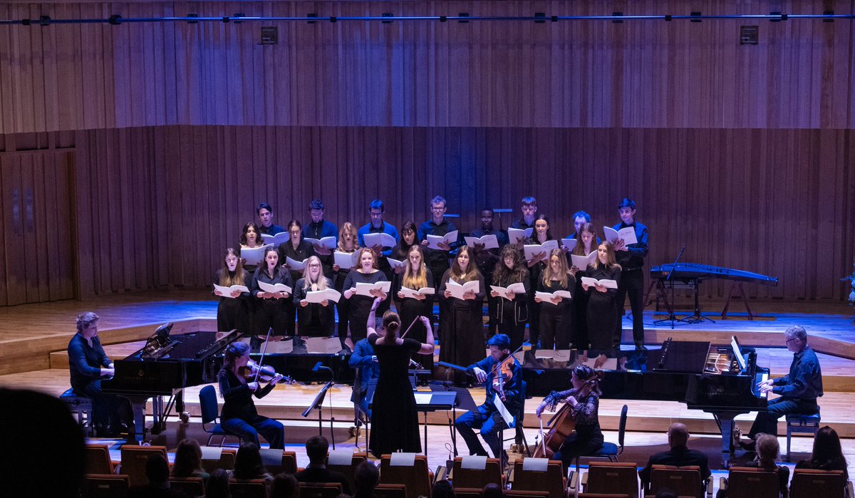 TungAuditorium's tweet image. Photos from our Gala Concert last Friday and the world premiere of One World by @SJThompsonMusic, commissioned for the opening of our home, the Yoko Ono Lennon Centre. One World is a re-imagination of and homage to @yokoono &amp;amp; @johnlennon 's Imagine. 

📸@markmcnulty