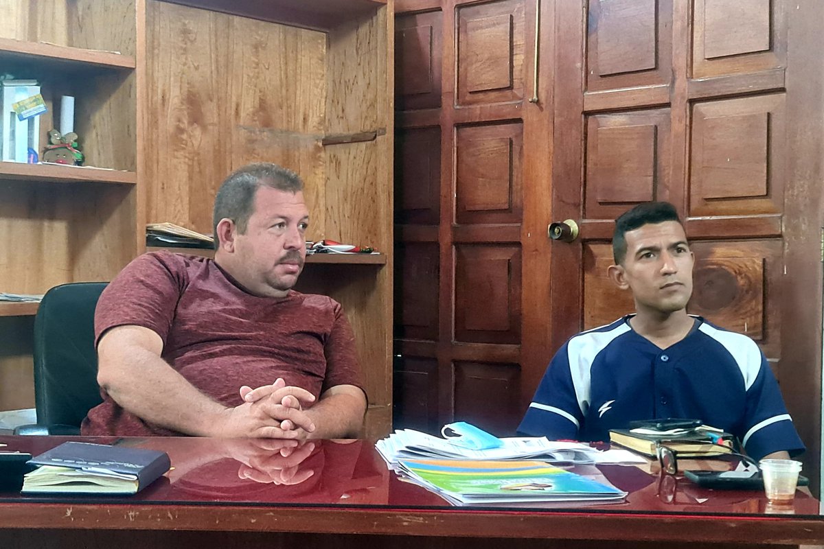 williancontig's tweet photo. Reunion de cooperación con el Alcalde del Mcpio Antolín del Camp,David Caraballo,ejmp a seguir para los "#emprendedores",con los Dip de la AN @williancontig,Vladimir Miró y Wuillian Montaño junto a Anderzon Vargas Secretario Gral del #PPT Nva Esparta. 
@NicolasMaduro 
@dcabellor https://t.co/0u0E9lTZ6h