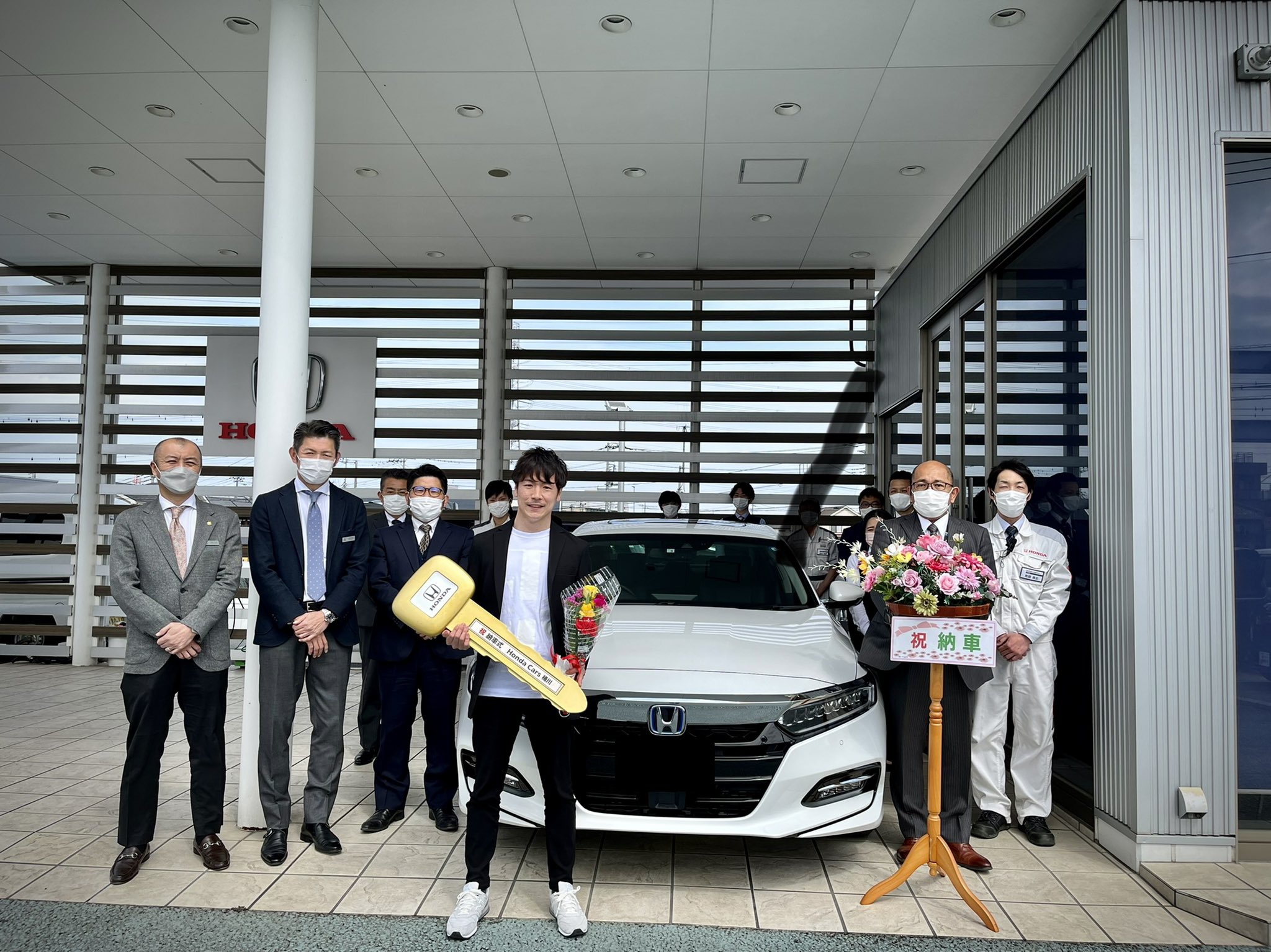 Hiroki Otsu 大津弘樹 Honda Accord を納車しました 納車させて頂いたホンダカーズ桶川 桶川店の皆さんと ありがとうございました これからどんどんアップデートしていこうと思っています 今は夜道をドライブ中 Honda Accord ホンダカーズ