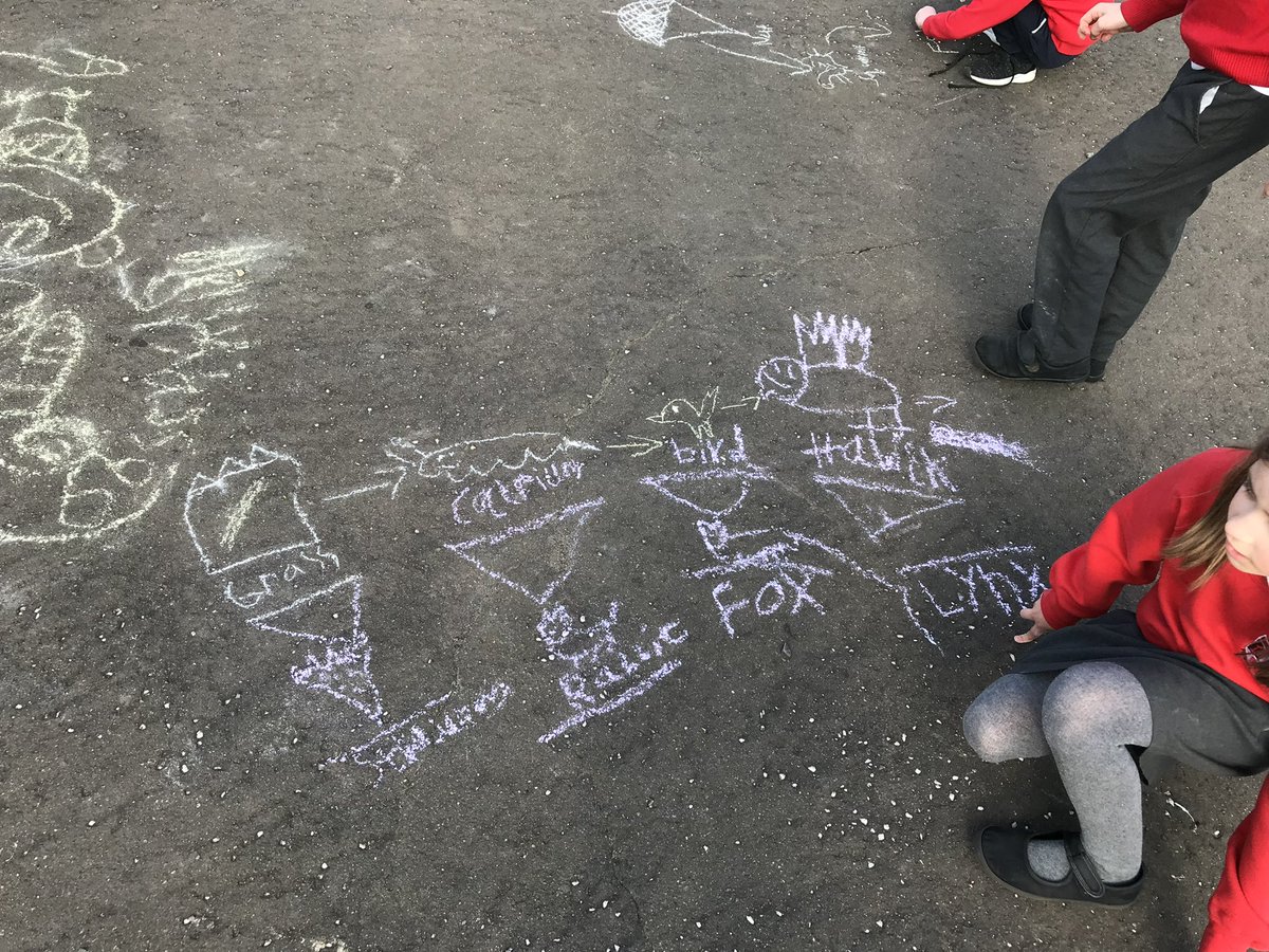 UplawmoorPS's tweet image. P3/4 have been finishing off their science topic about living things. The weather was great so we took our classroom outside. We created a giant food web, drew some food chains and made food webs in groups. #welovescience #ERCSTEM