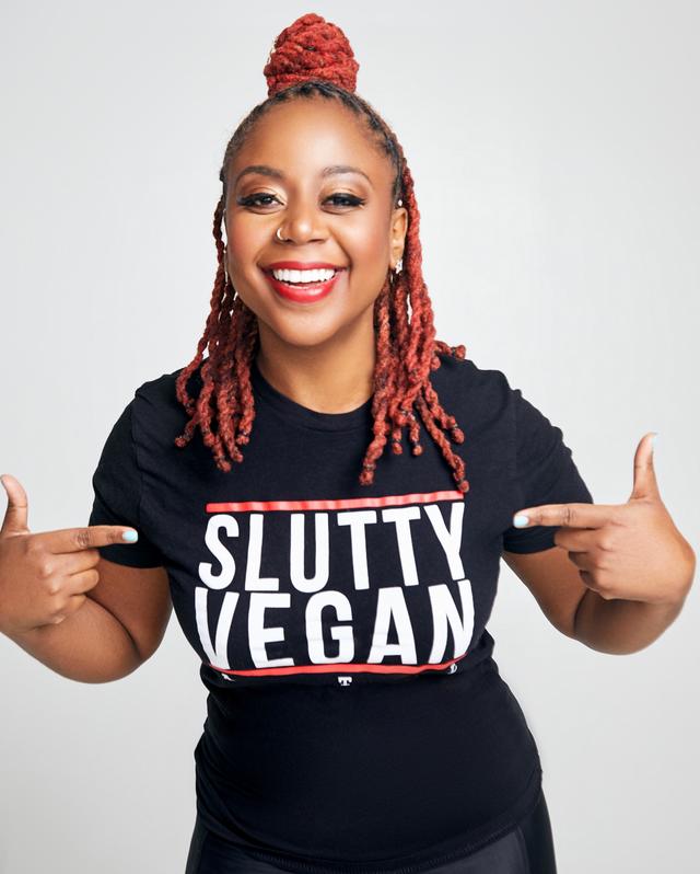 KCKSDeltas's tweet photo. Aisha "Pinky" Cole is an American restaurateur. She is the owner and operator of Slutty Vegan, a plant-based burger restaurant chain in Atlanta, Georgia.

#kckac
#dst1913 
#sisterhoodmonth 
#womenshistorymonth 
#deltawomenshistory https://t.co/hx3bDyA7XZ