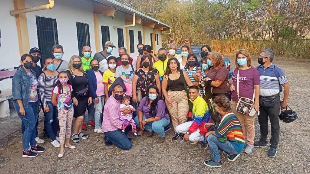 Por instrucciones de nuestra Alcaldesa <a href="/MartaGalloVzla/">Marta Gallo</a>  se realizó  asamblea con delegados al V Congreso Psuv y IV Congreso Jpsuv,  lo  que nos permitirá seguír consolidando nuestro glorioso <a href="/PartidoPSUV/">PSUV</a>. Viva nuestra Patria. Venceremos. <a href="/FreddyBernal/">Freddy Bernal</a> <a href="/PSUVTachira/">PSUV Táchira</a>