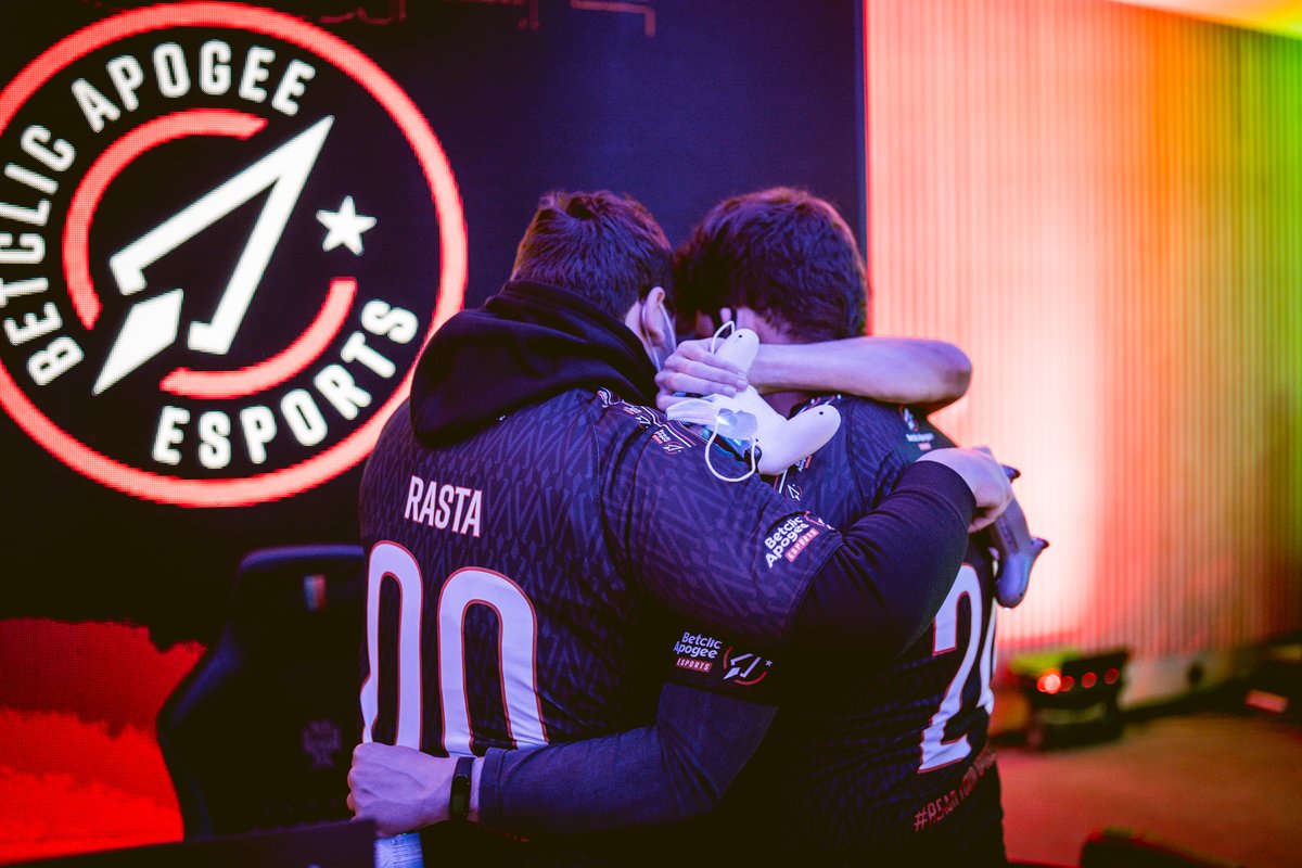 🏆🎮 HOJE É DIA DE SUPERTAÇA! Se a <a href="/BetclicApogee/">Betclic Apogee Esports</a> conquistar o troféu frente ao <a href="/BoavistaEsports/">Boavista FC - Esports</a>, sorteamos 5€ de Freebets para 20 pessoas!

- Segue a <a href="/BetclicApogee/">Betclic Apogee Esports</a>
- Dá RT e Like
- Comenta o teu User Betclic

1 comentário por utilizador.
LIVE às 21:00 - twitch.tv/advncesic