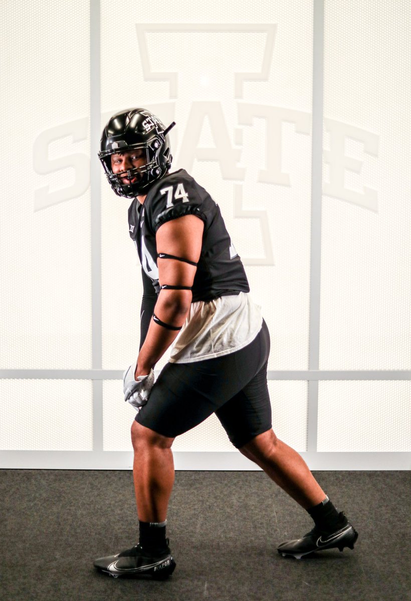 Awesome visit at Iowa state University over the weekend!! Thank you for the hospitality!! <a href="/MHDspudFootball/">MoorheadSpudFootball</a> <a href="/Coach_Kratch/">Colby Kratch</a> <a href="/DerekHoodjer/">Derek Hoodjer</a> <a href="/CoachRasheed/">Eli Rasheed</a> <a href="/ISUMattCampbell/">Matt Campbell</a> <a href="/Coach_Heacock/">JON HEACOCK</a> <a href="/CycloneFB/">Iowa State Football</a>